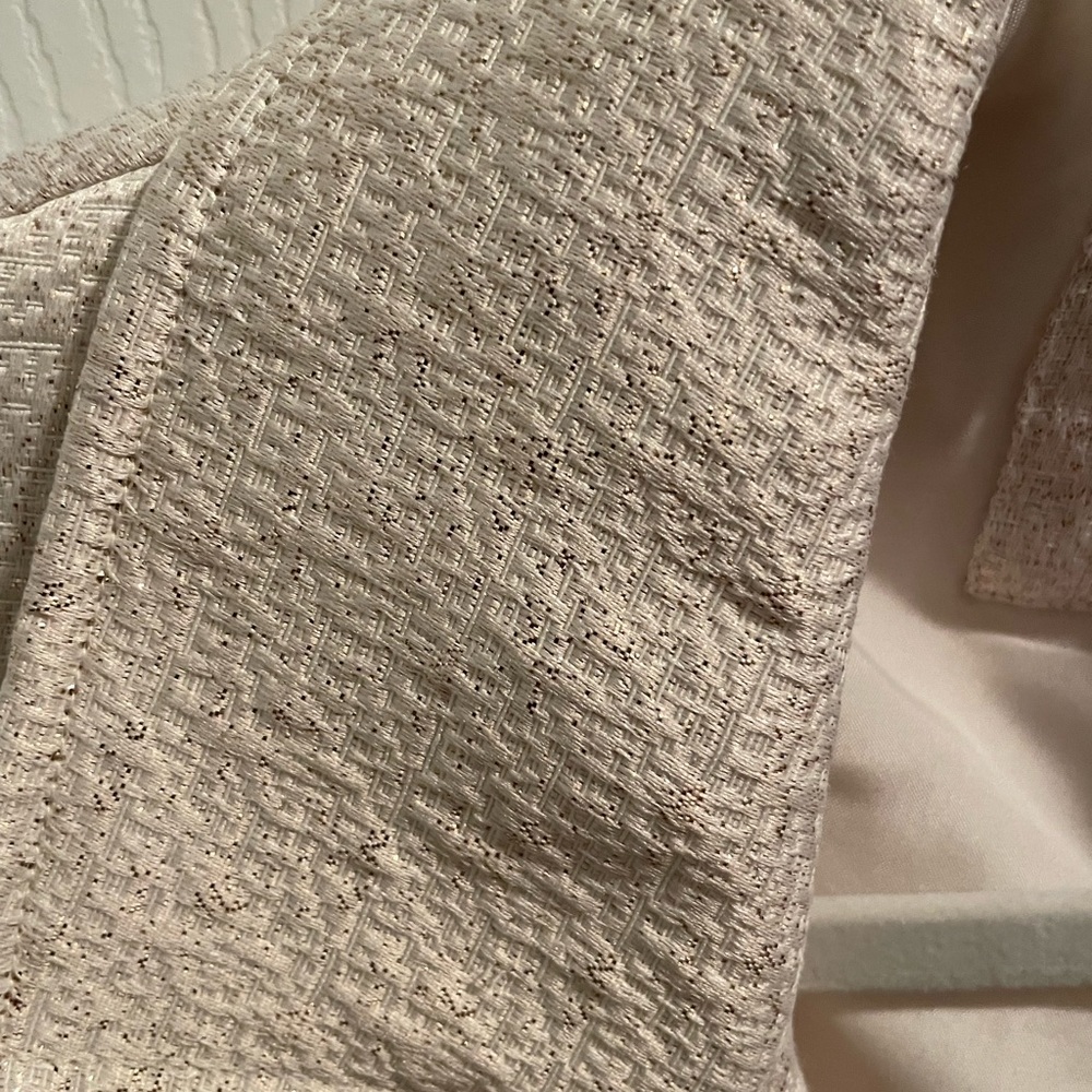 A New Day- Cream w/ Gold flecks- Blazer- Size large - Picture 6 of 6